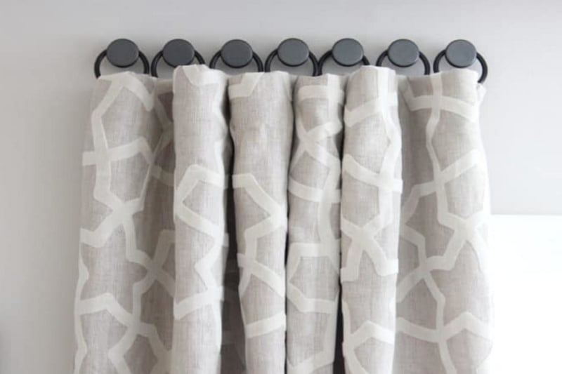 10 tips voor het ophangen van gordijnen zonder gordijnroeden