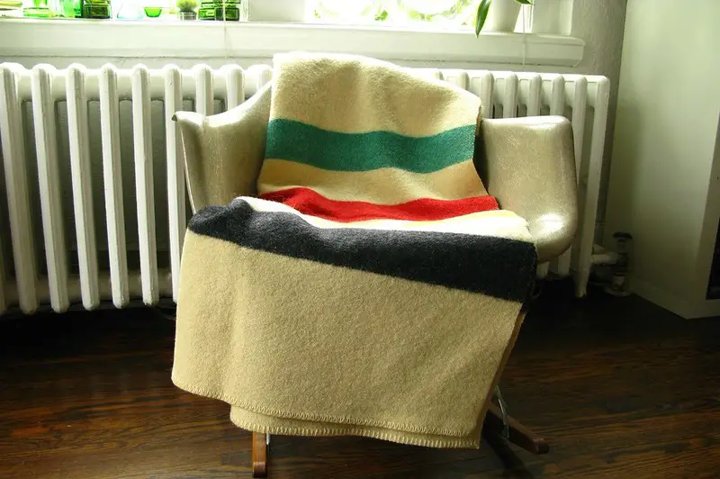 Hoe maak je een Hudson Bay wollen deken schoon in 3 eenvoudige stappen
