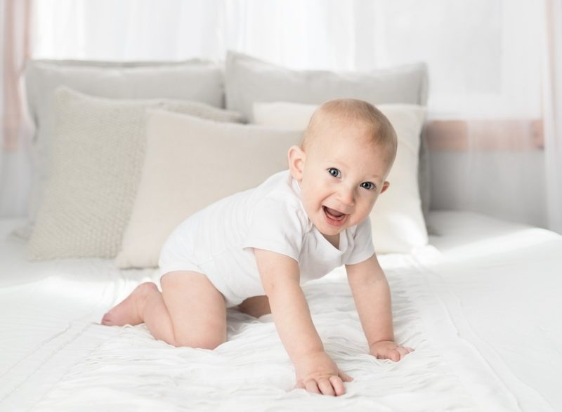 Hoe een babymatras te kiezen: 4 belangrijke factoren