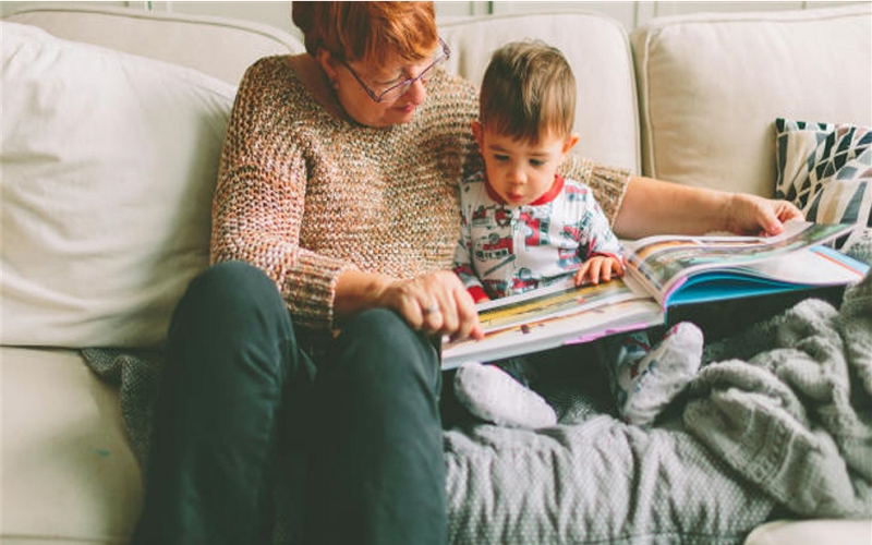 Hoe maak je een familieprentenboek voor baby's?