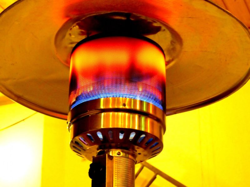 Wat is een betere blauwe vlam of infraroodverwarmer? Lees deze verbazingwekkende feiten!