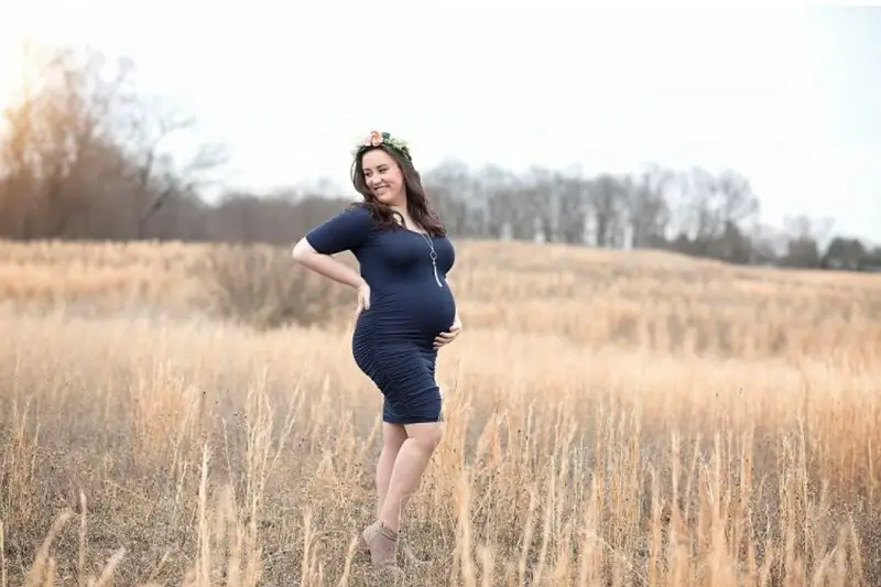 Wat te dragen voor zwangerschapsfoto's? Alles wat je wilt weten