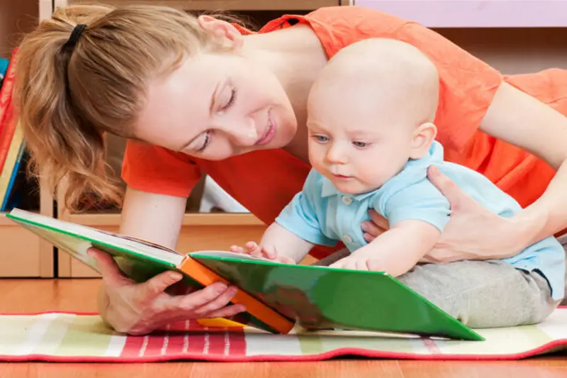 Wat te schrijven in bericht van eerste bezoekers in babyboek? Tips